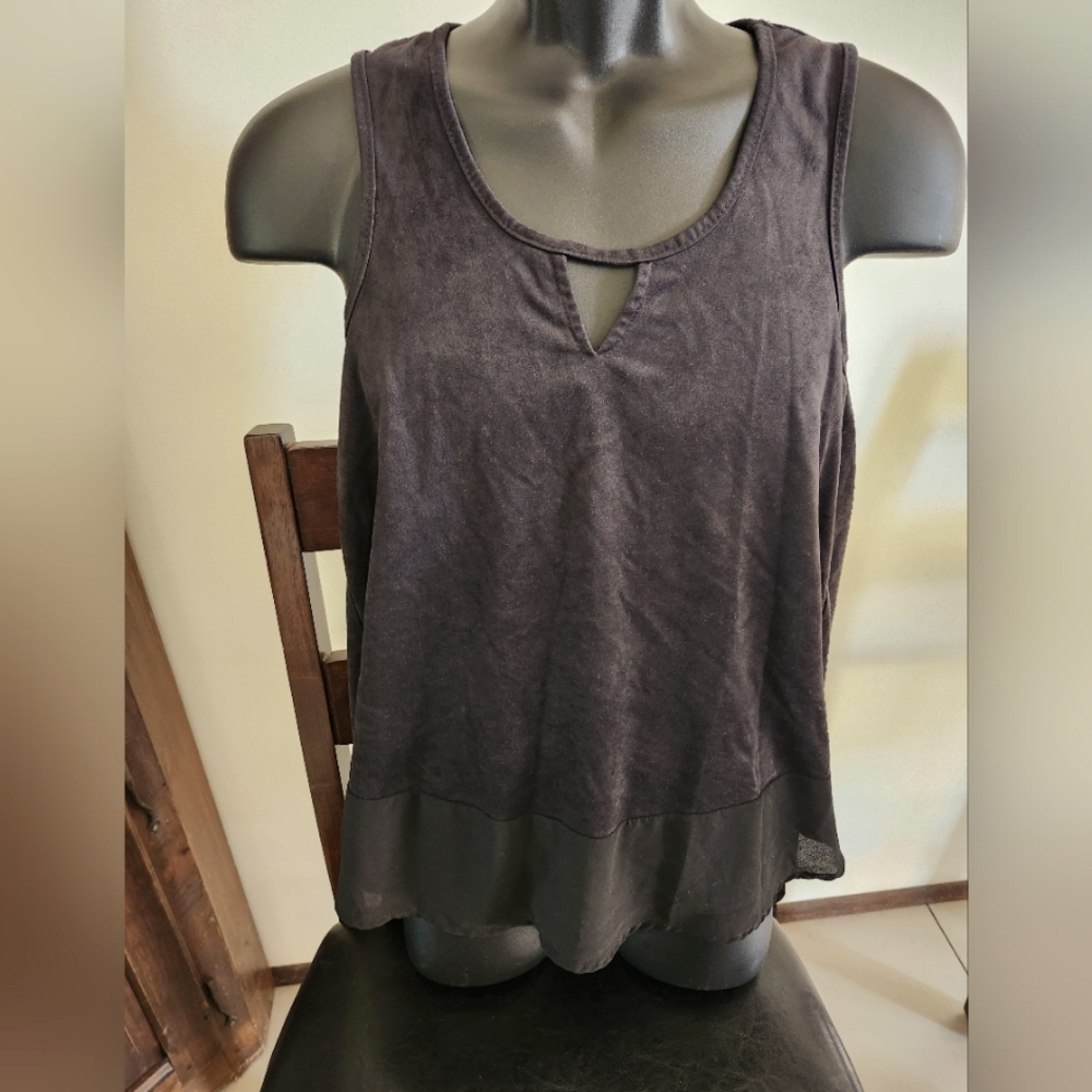 She+ Sky two tone tank top- Small
